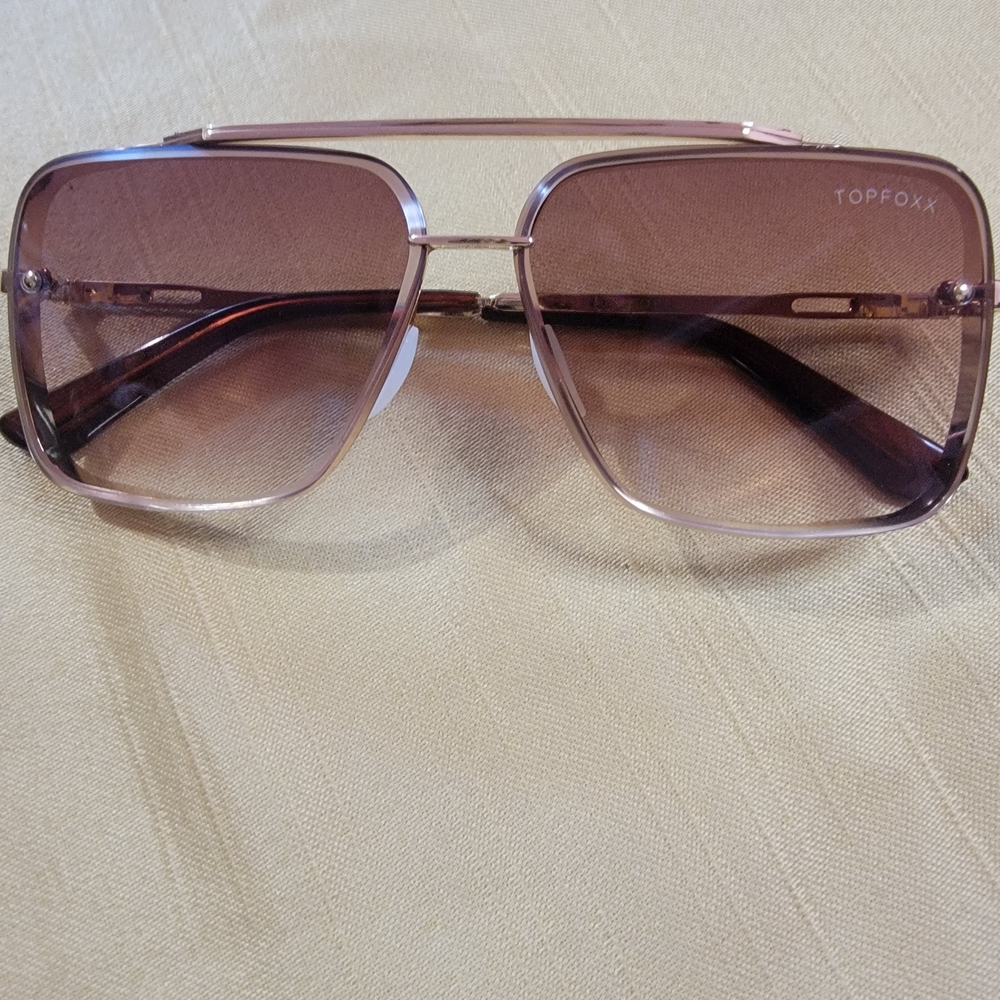 Topfoxx Women's Rose Gold Sunglasses